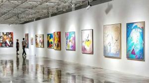 Finding and approaching art galleries